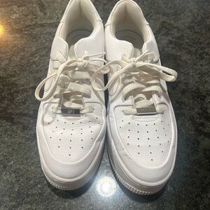 Women’s Nike Air Force 1